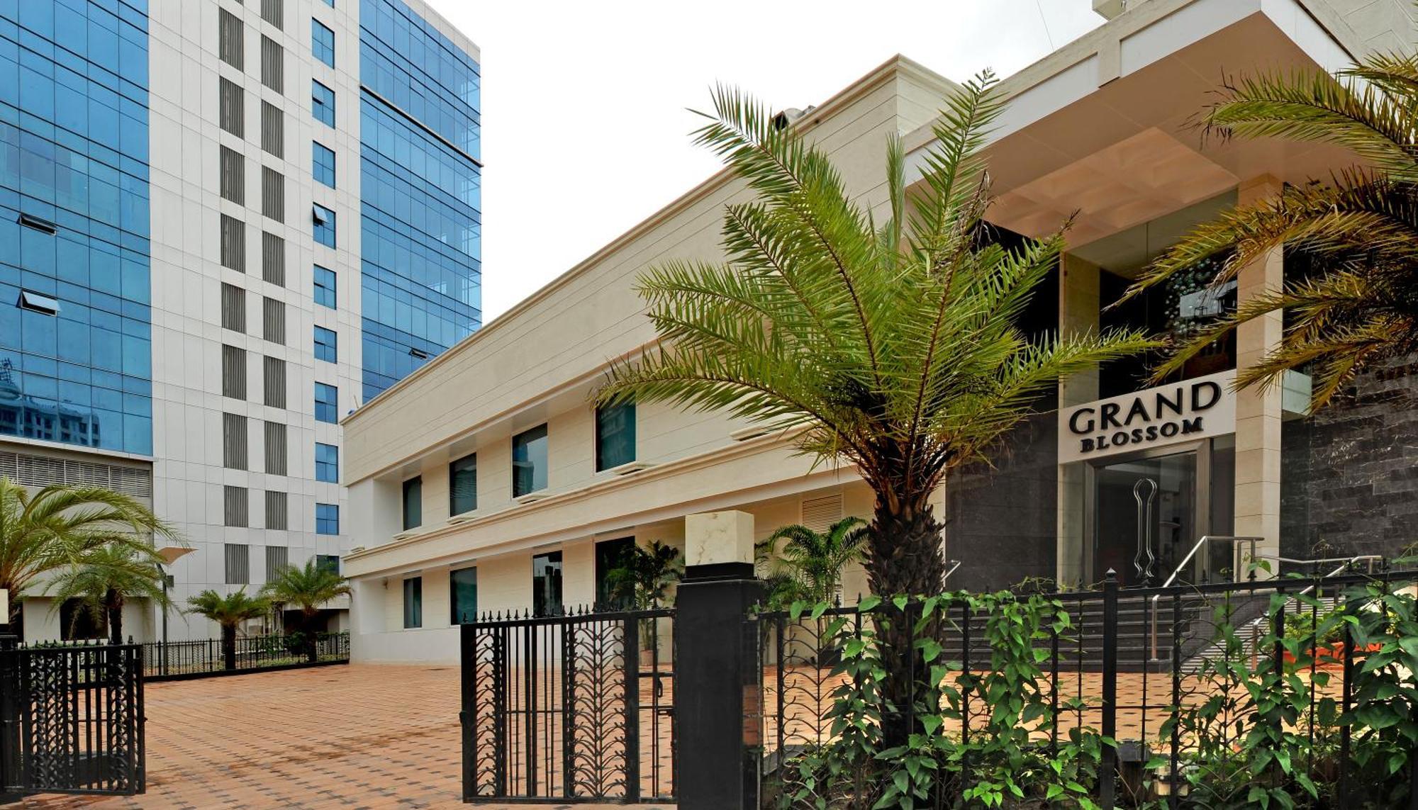 Radisson Mumbai Goregaon Exteriér fotografie